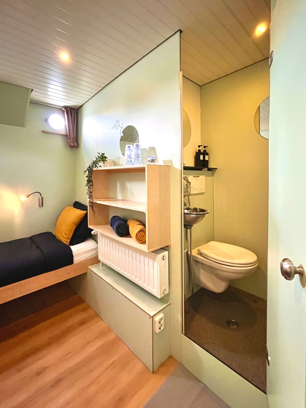 Comfortable private cabin on board Ship Josefien